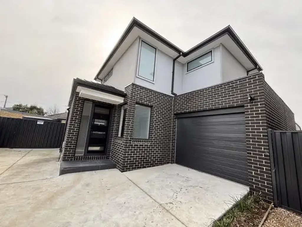 Springvale 3બેડરૂમ Brand new modern Comfort townhouse in the heart of Springvale