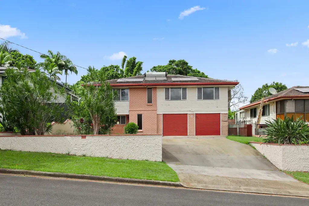 8 Claragh Court, Kallangur, QLD 4503