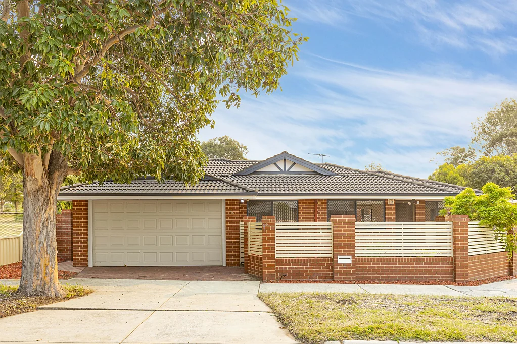 1A Pollock Street, Bentley, WA 6102