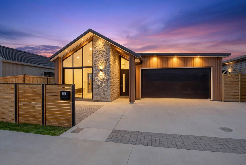 Opaheke 5房  Luxury Living Designed for Modern Families