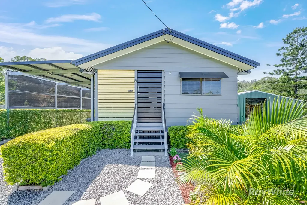 19 Donelly Street, Mount Perry, QLD 4671