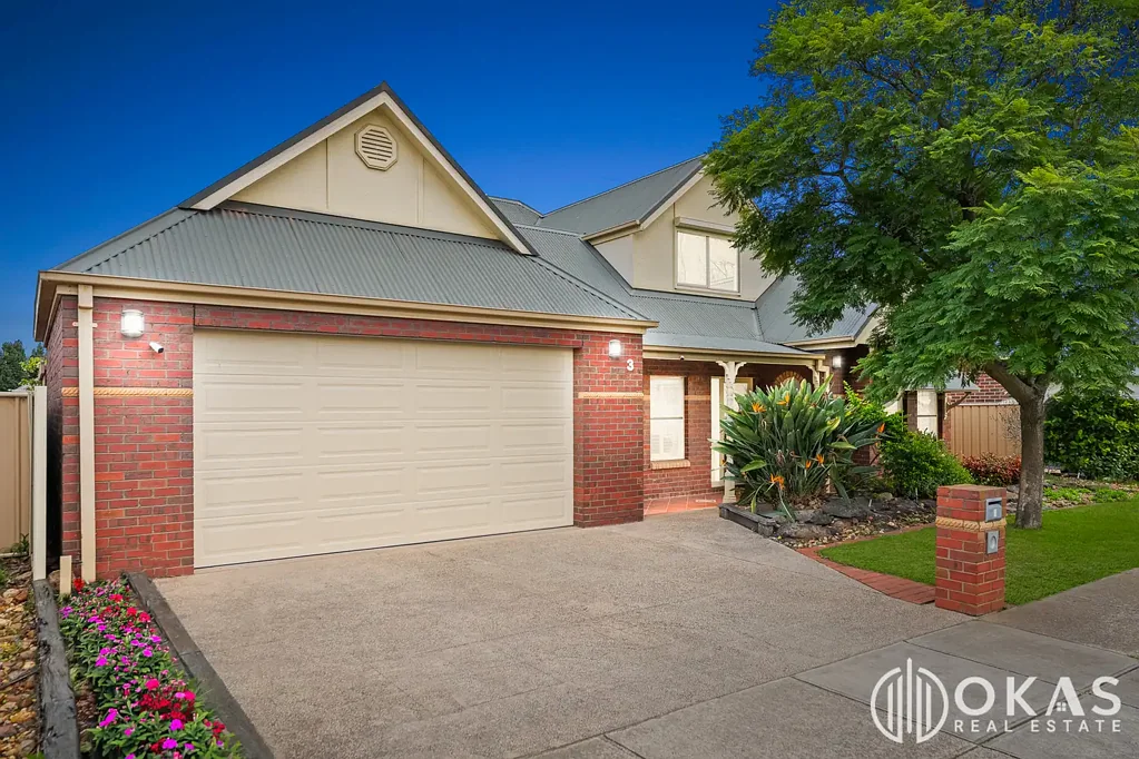Werribee 4غرفة نوم Stunner with North facing frontage / 700 sqm Land & that too in Werribee's most exclusive Estate !!!!
