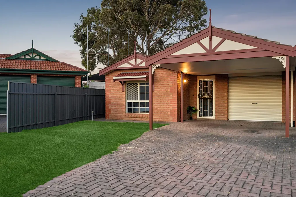1/4 Ashington Court, Findon, SA 5023