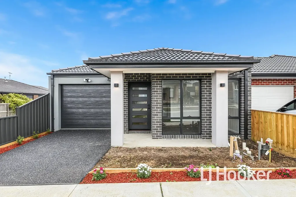 Officer 4침실 Brand New 4-Bedroom Home – Move-In Ready!
