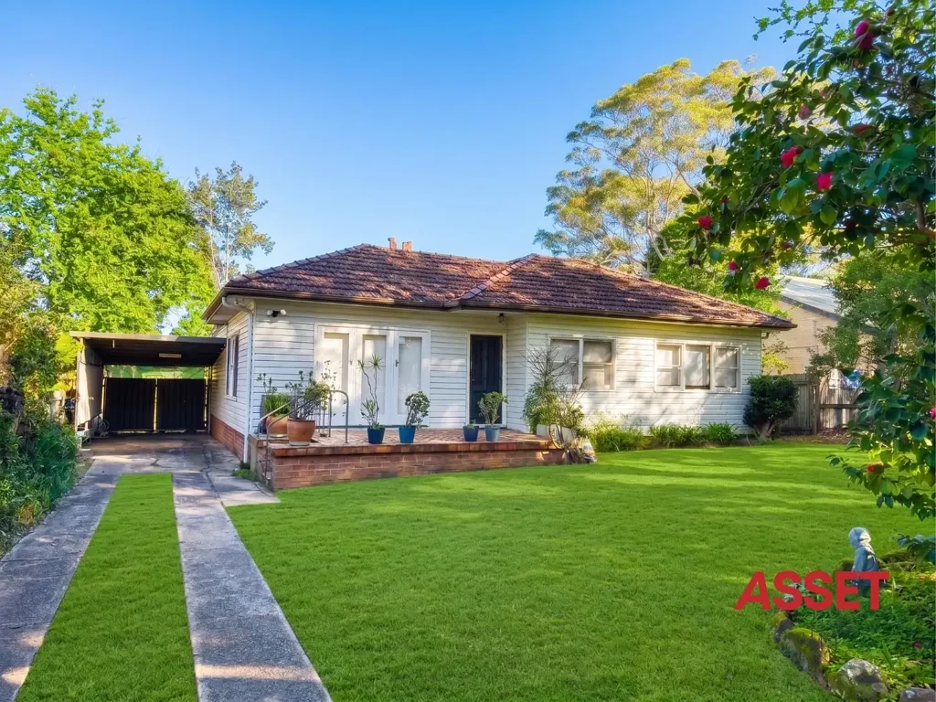 Charming Family Home with Spacious Backyard in a Convenient Pymble Location