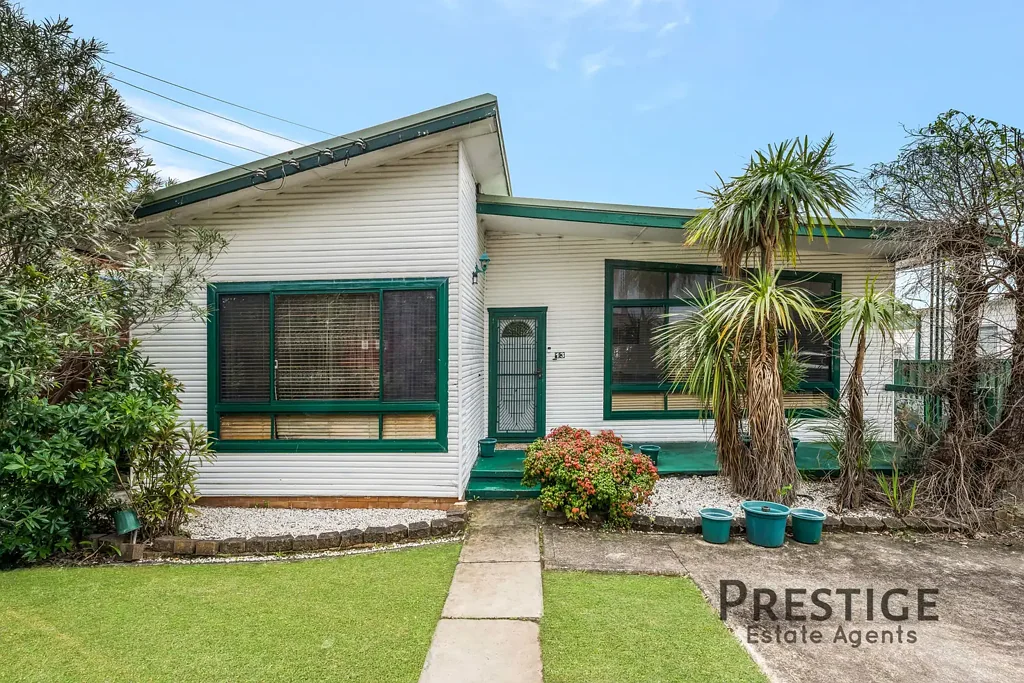 13 Hinkler Street, Smithfield, NSW 2164