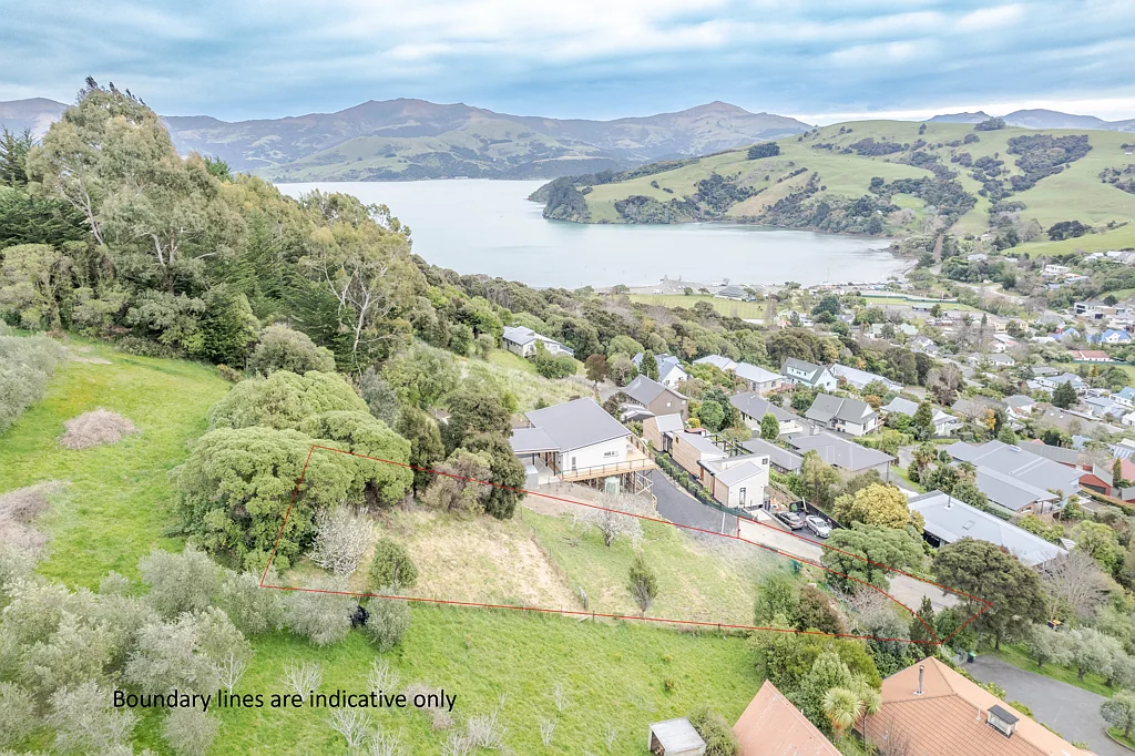 Akaroa Dream big, build new!