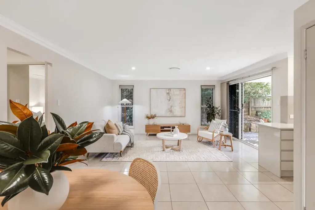 1/1A Alford Street, Mount Lofty, QLD 4350