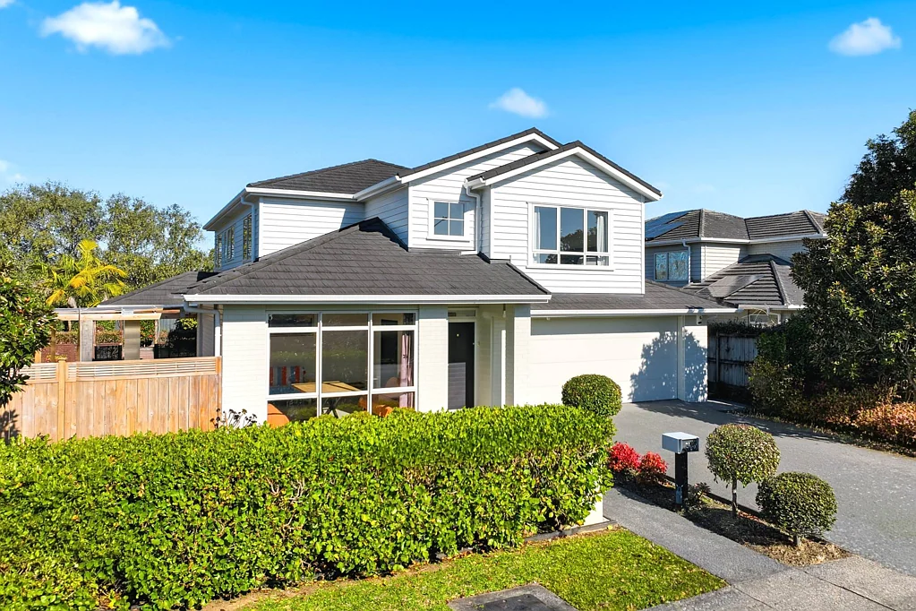 Karaka 5chambre Your Dream Family Retreat Awaits in Karaka!