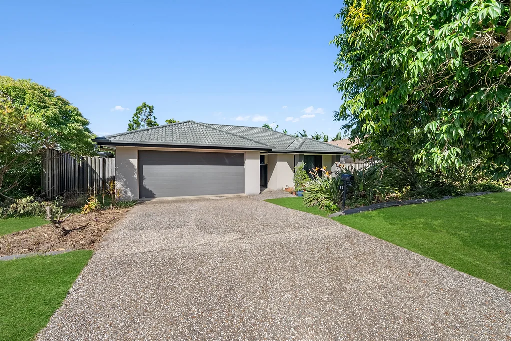 33 Witheren Circuit, Pacific Pines, QLD 4211