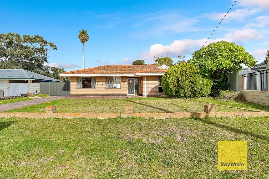 9 Lunar Way, Beckenham, WA 6107