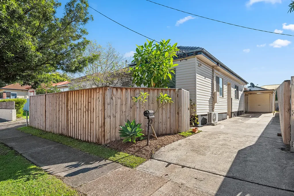 15 Maud Street, Mayfield West, NSW 2304
