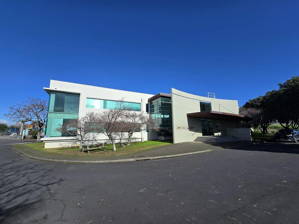 Wiri Strategically positioned ground floor office