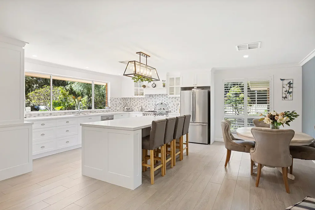 Falcon 4房  A Rare Acre Opportunity in Falcon’s Pleasant Grove Estate