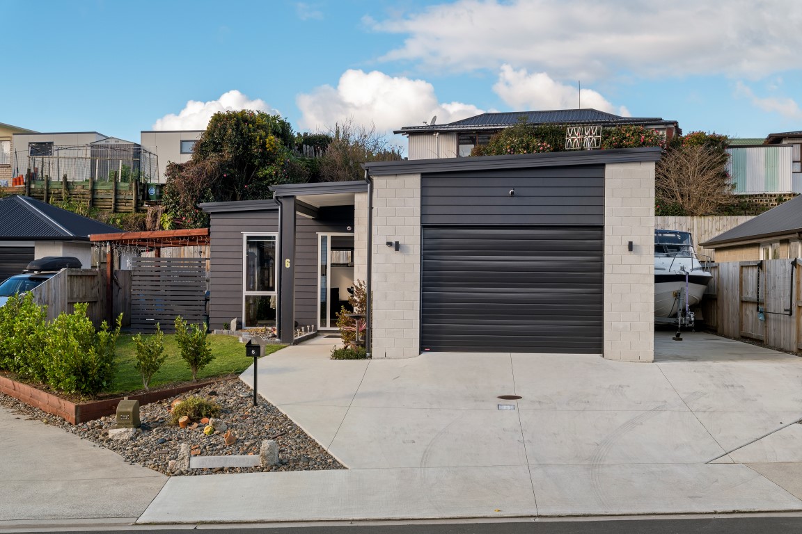 6 Queen Palms Road, Te Puke