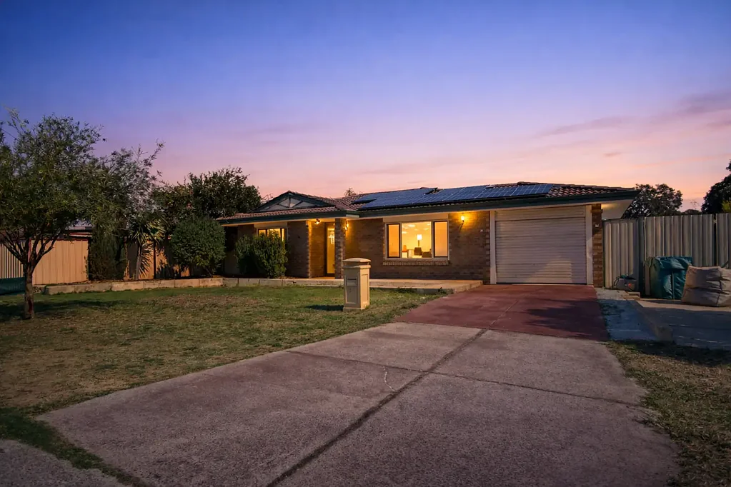 Seville Grove 4ห้องนอน Potential Retain & Build Opportunity on 700sqm (STCA)