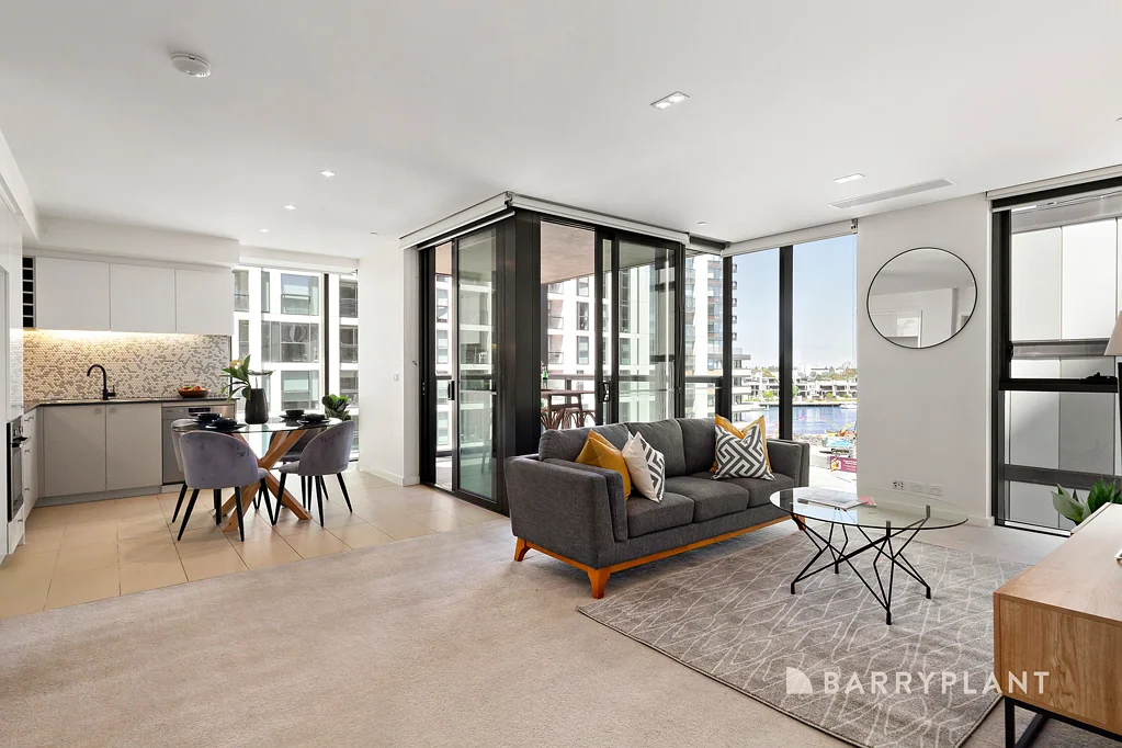 5B/8 Waterside Place, Docklands, VIC 3008