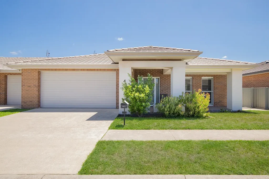 4 Heron Circuit, Fullerton Cove, NSW 2318