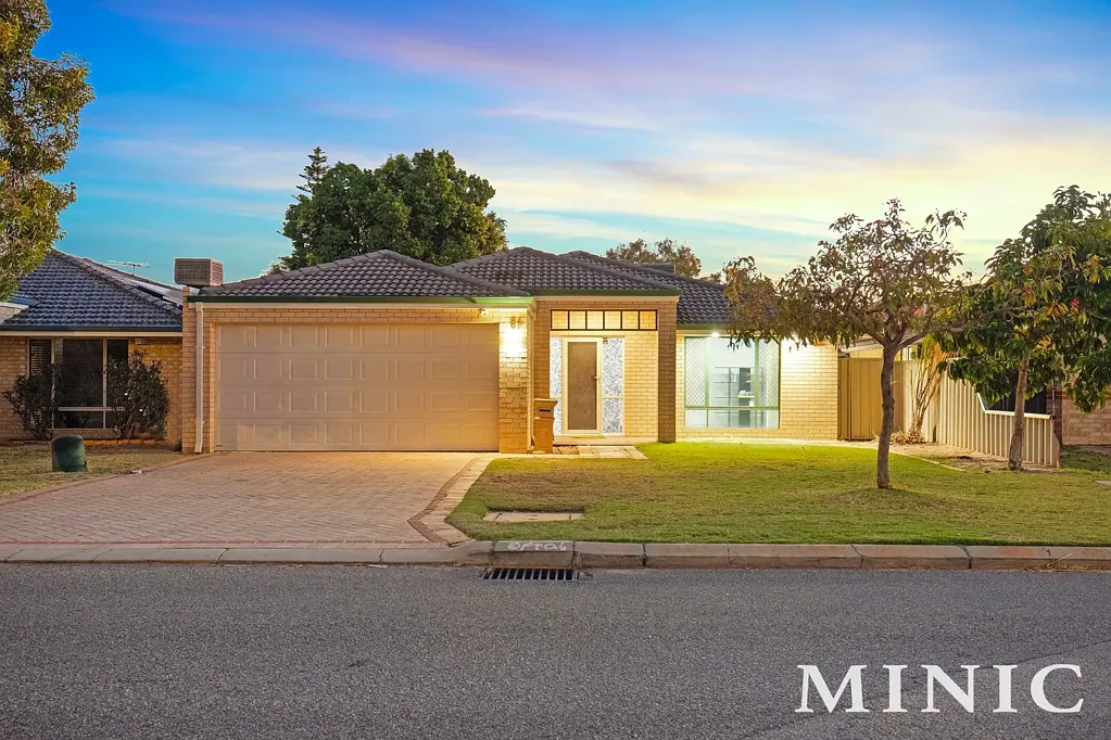 61 Centre Street, Queens Park, WA 6107