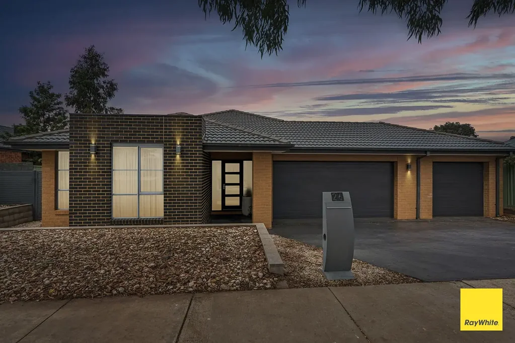 Junortoun 4房  Contemporary Family Living with Exceptional Entertaining