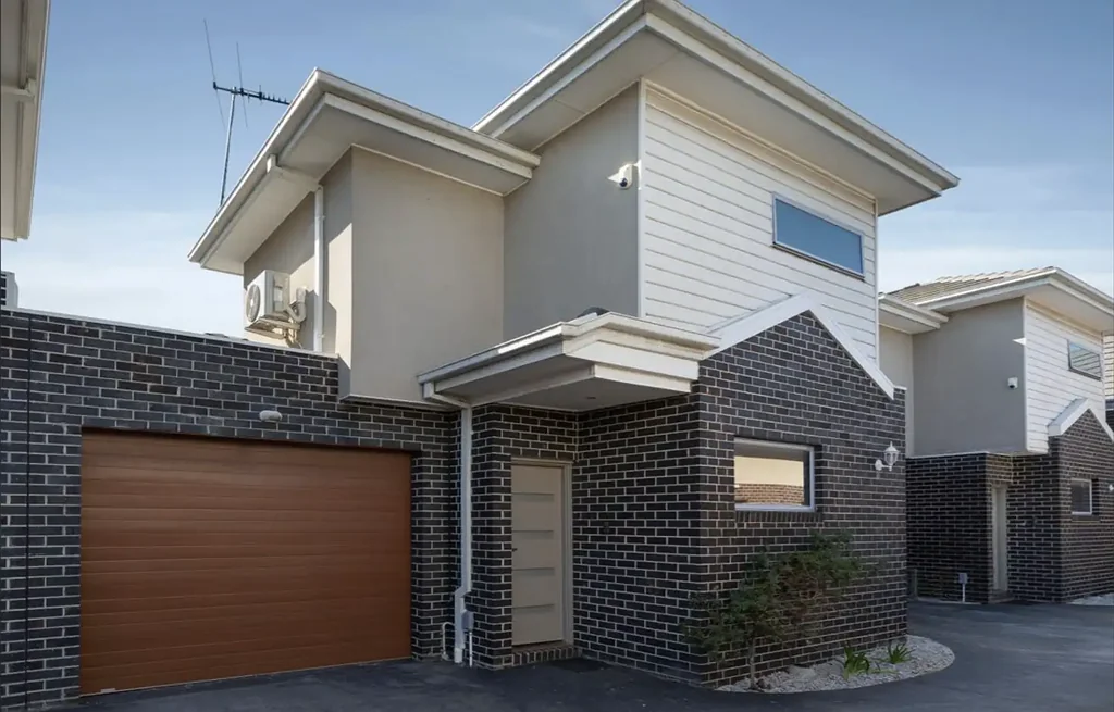 Modern Townhouse Living in a Prime Pascoe Vale Location