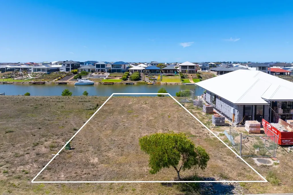 LOT 8045/81 Victoria Parade, Hindmarsh Island, SA 5214