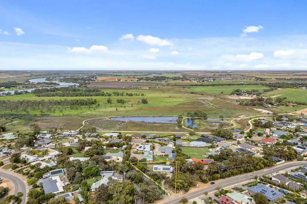 Murray Bridge 2房  Family Home with Modern Improvements