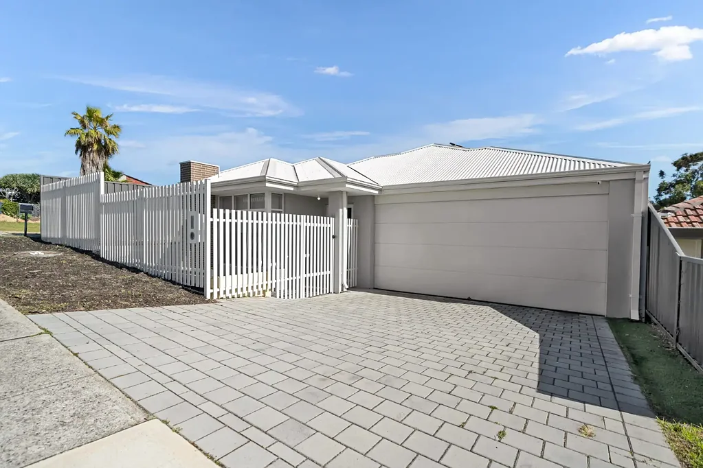 16a Squire Avenue, Heathridge, WA 6027