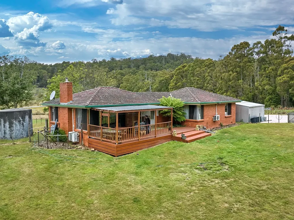 520 Bradys Plain Road, Parkham, TAS 7304