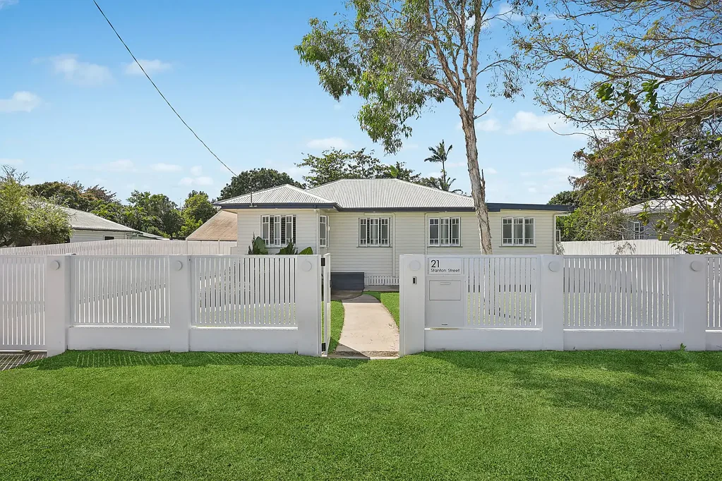 Belgian Gardens 4 Bedroom Family living designed for effortless entertaining