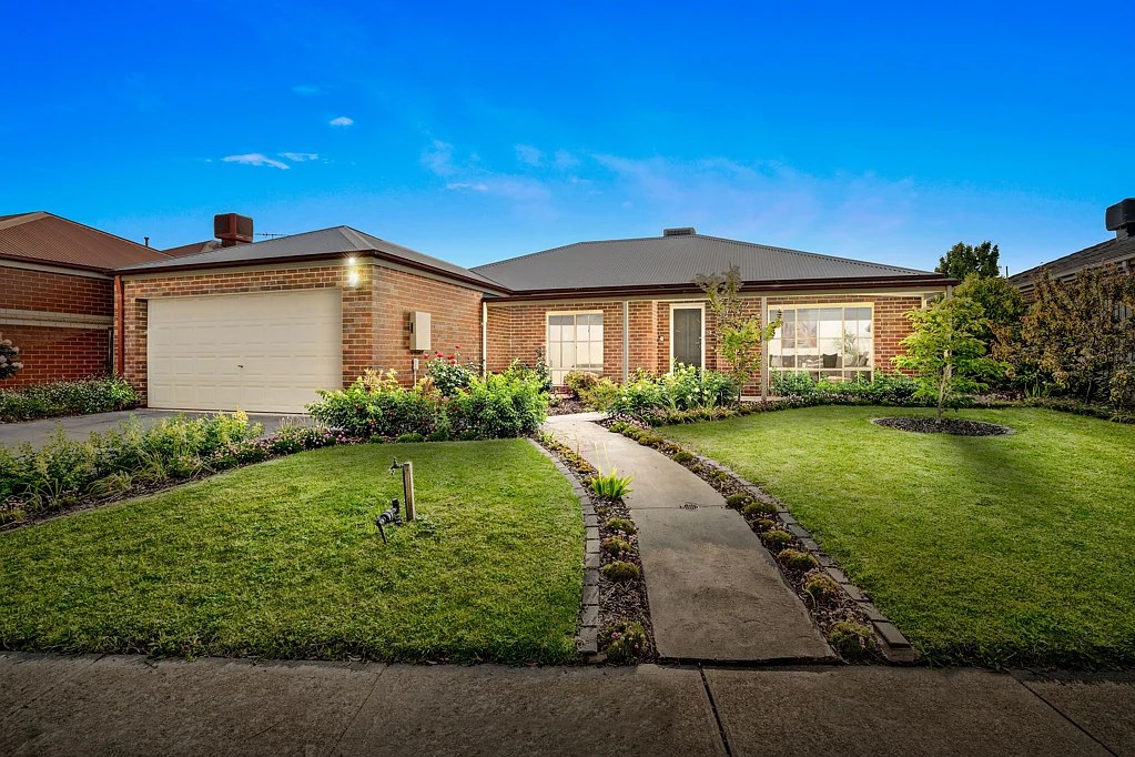 71 Oakbank Boulevard, Whittlesea, VIC 3757