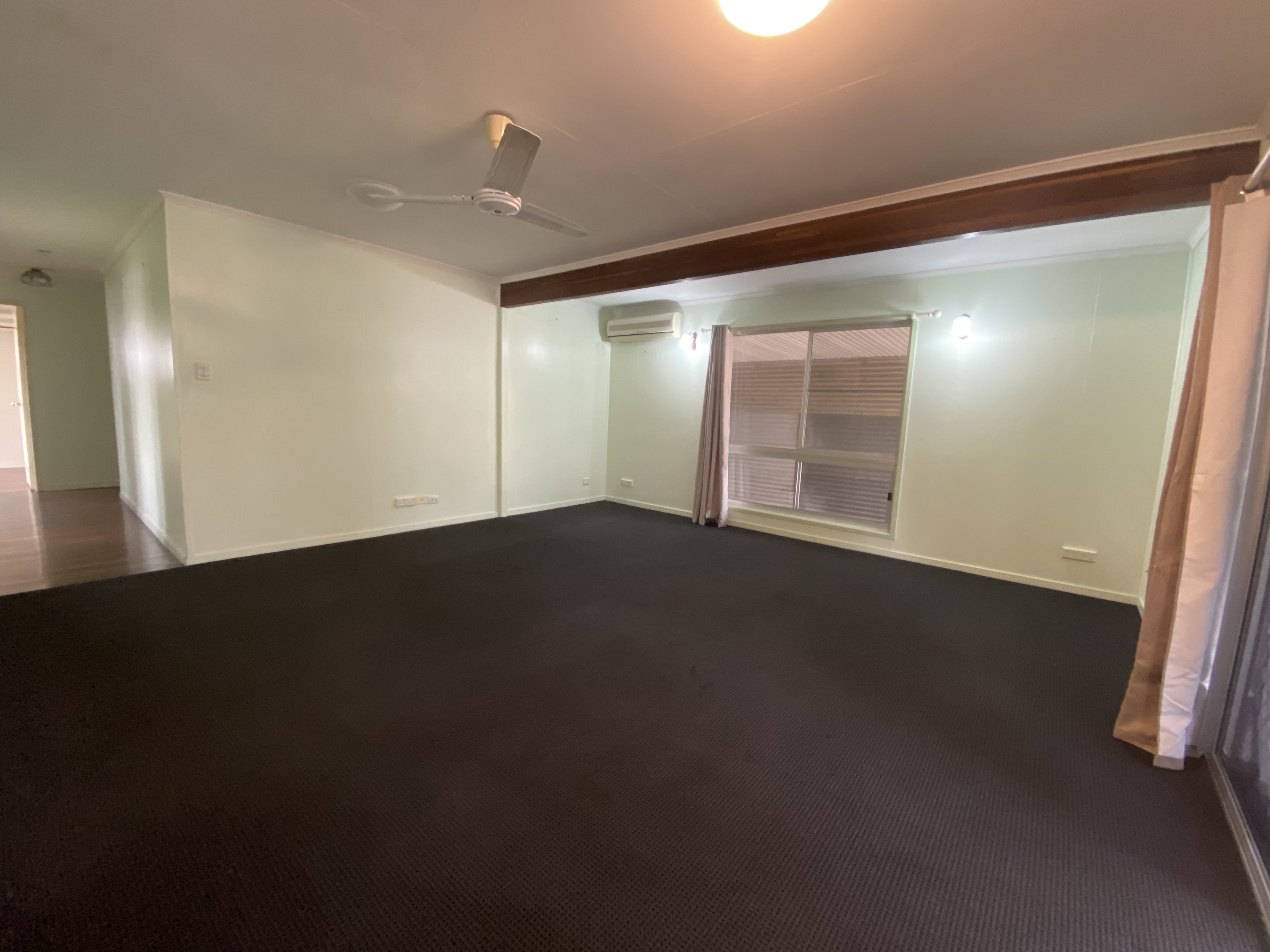 27 LAWSON DR, MORANBAH QLD 4744, 0部屋, 0バスルーム, House