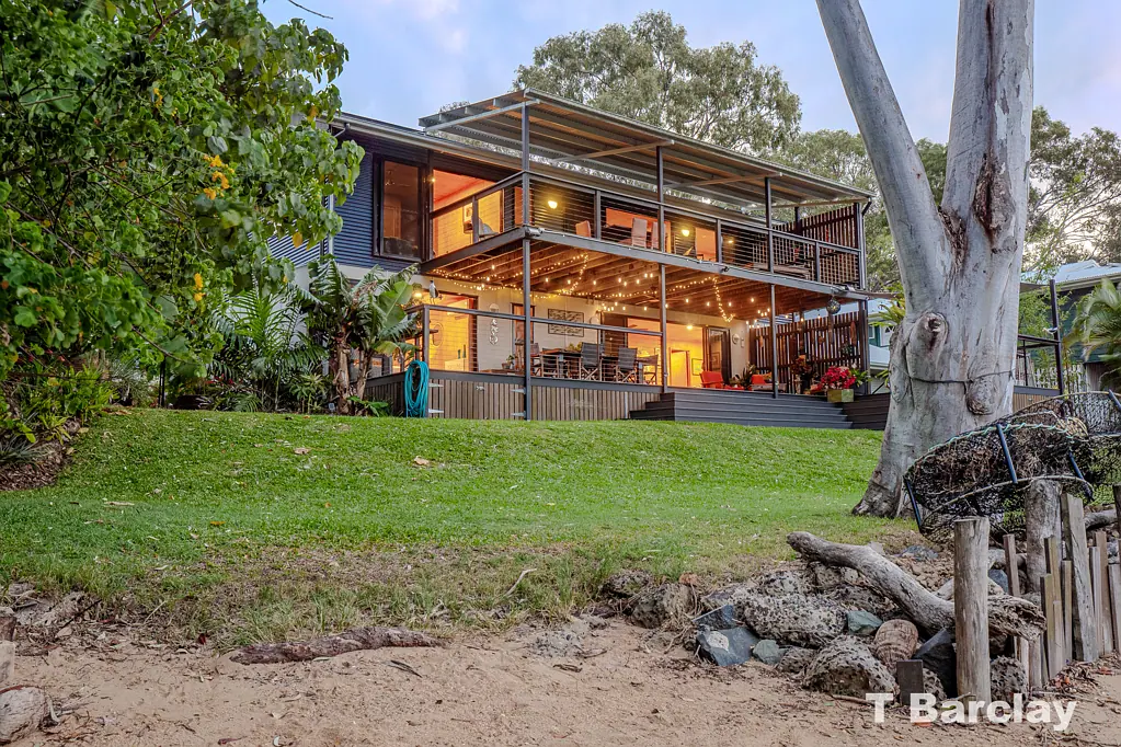 194 Lucas Drive, Lamb Island, QLD 4184
