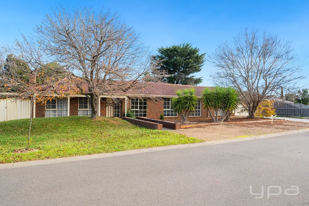 Spacious Family Living in a Prime Hoppers Crossing Location