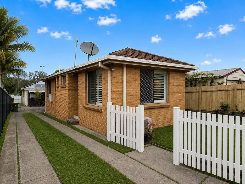 Lambton 3 Bedroom Free standing low maintenance living