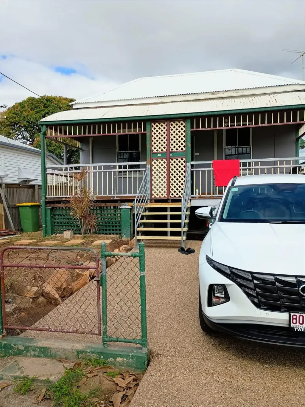 South Townsville 3 Bedroom City/Stadium /Port / Amazing quiet location with some water views