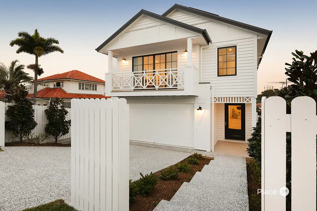 35 Ashton Street, Camp Hill, QLD 4152