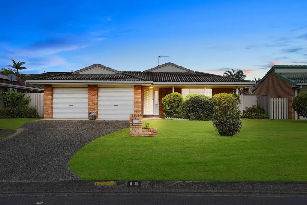 15 Saffron Street, Elanora, QLD 4221