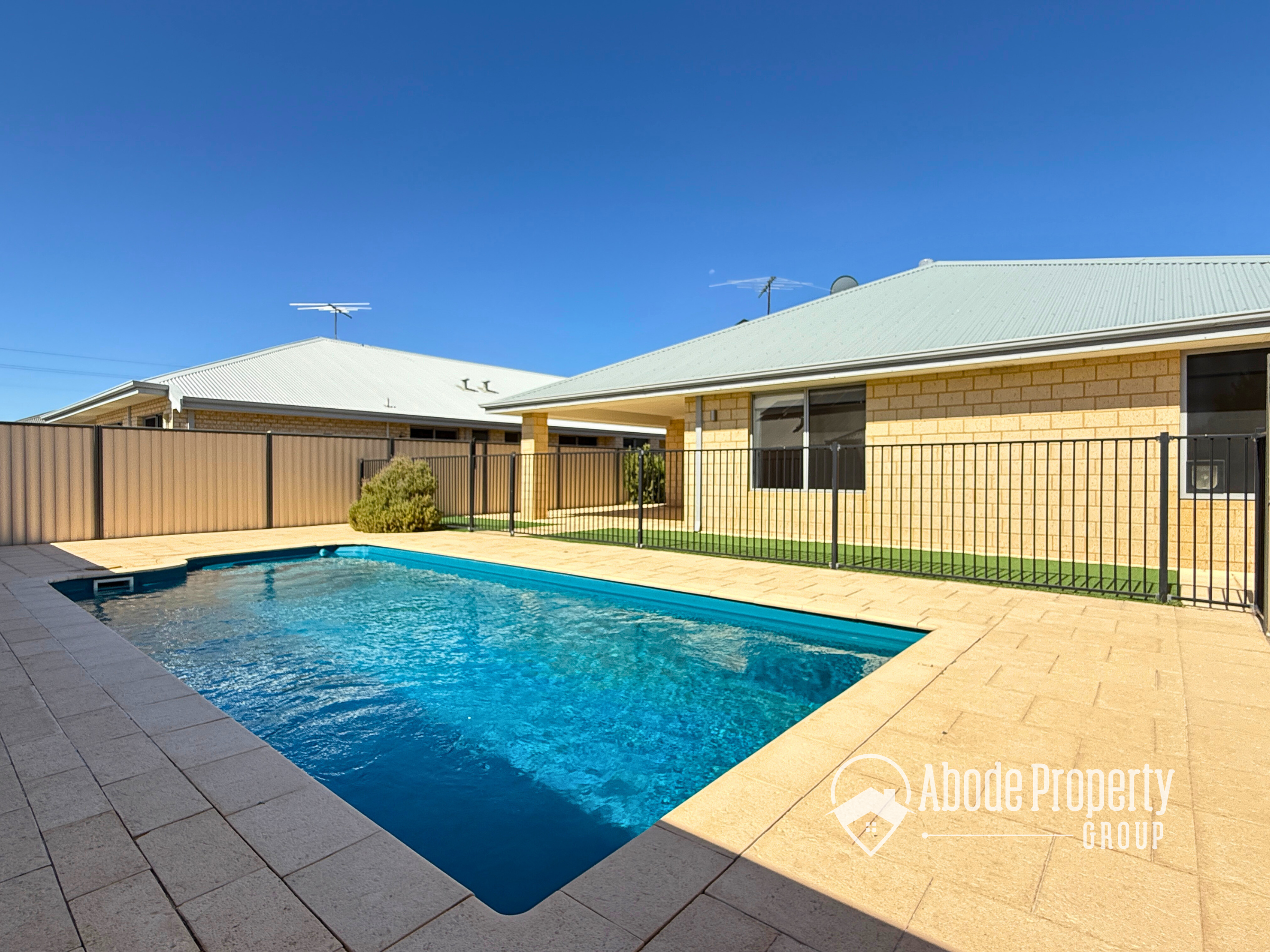 8 CAMDEN BVD, AUBIN GROVE WA 6164, 0 chambres, 0 salles de bain, House