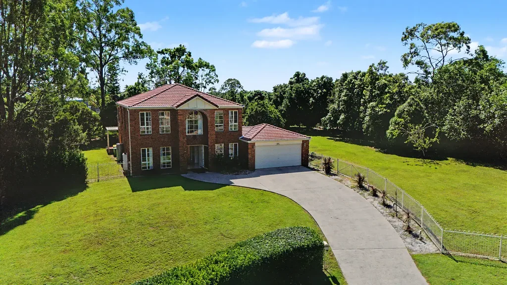 Morayfield 4房  带山景的庄园式生活，位于私家死胡同内  Grand Acreage Living with Mountain Views in a Private Cul-de-sac