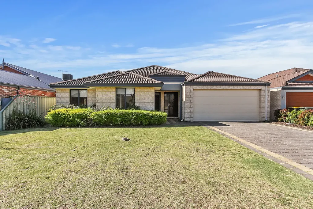 11 Grampian Crescent, Aubin Grove, WA 6164