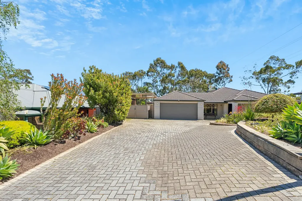 4 Ashridge Court, Aberfoyle Park, SA 5159