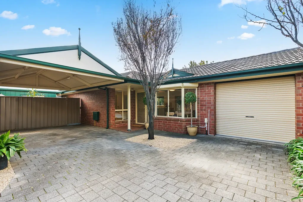 Edwardstown 2Kwarto Charming, Private, and Packed with Value - More Like a House Than a Unit!