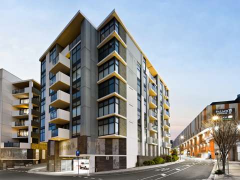 Coburg 2 Bedroom Executive Living in a Stunning Contemporary Context