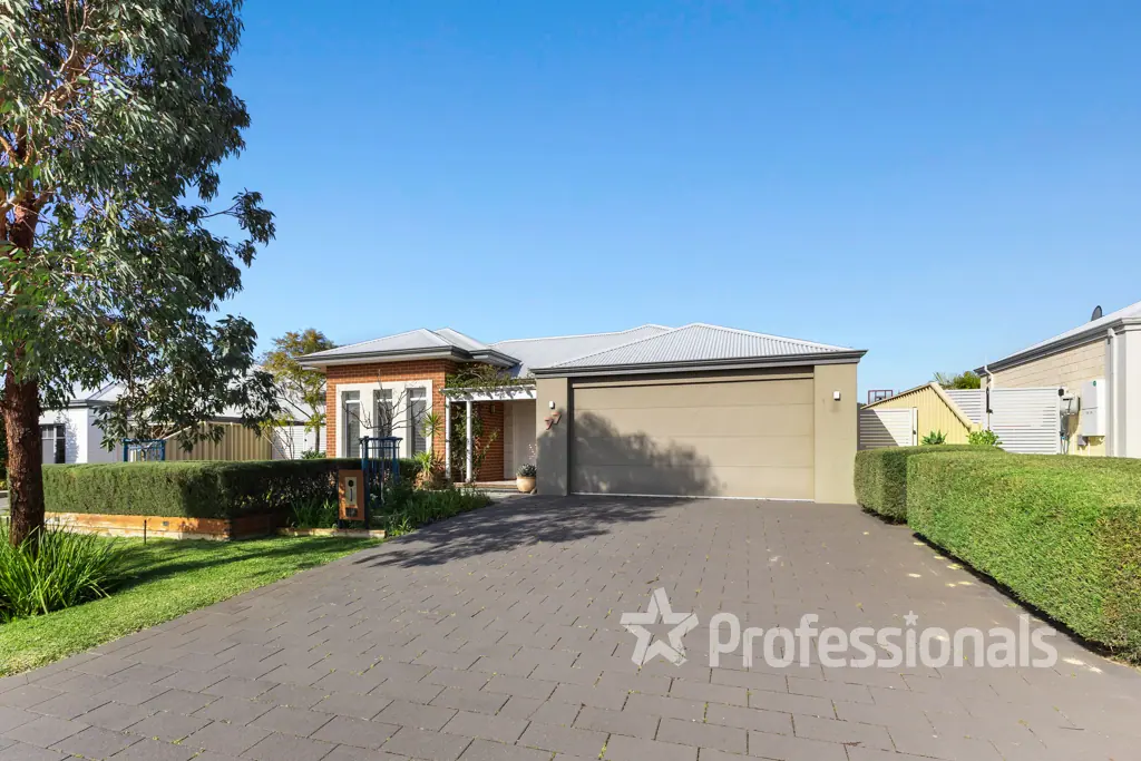 77 Hazelgrove Crescent, Millbridge, WA 6232