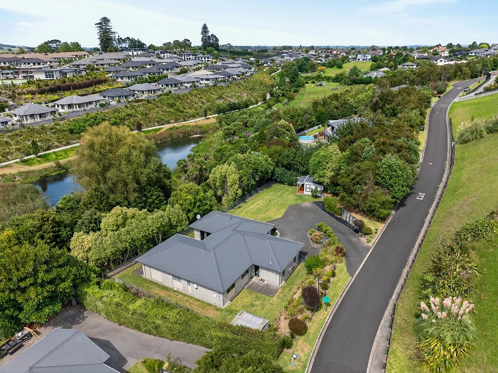 Pyes Pa 4 Slaapkamer Big Land and Gated Peace of Mind