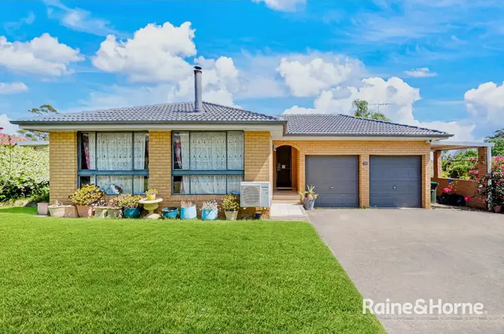 Spacious Family Home In the Heart of Ingleburn