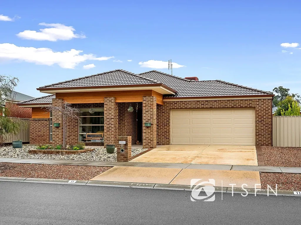 11 Grantham Terrace, Kangaroo Flat, VIC 3555