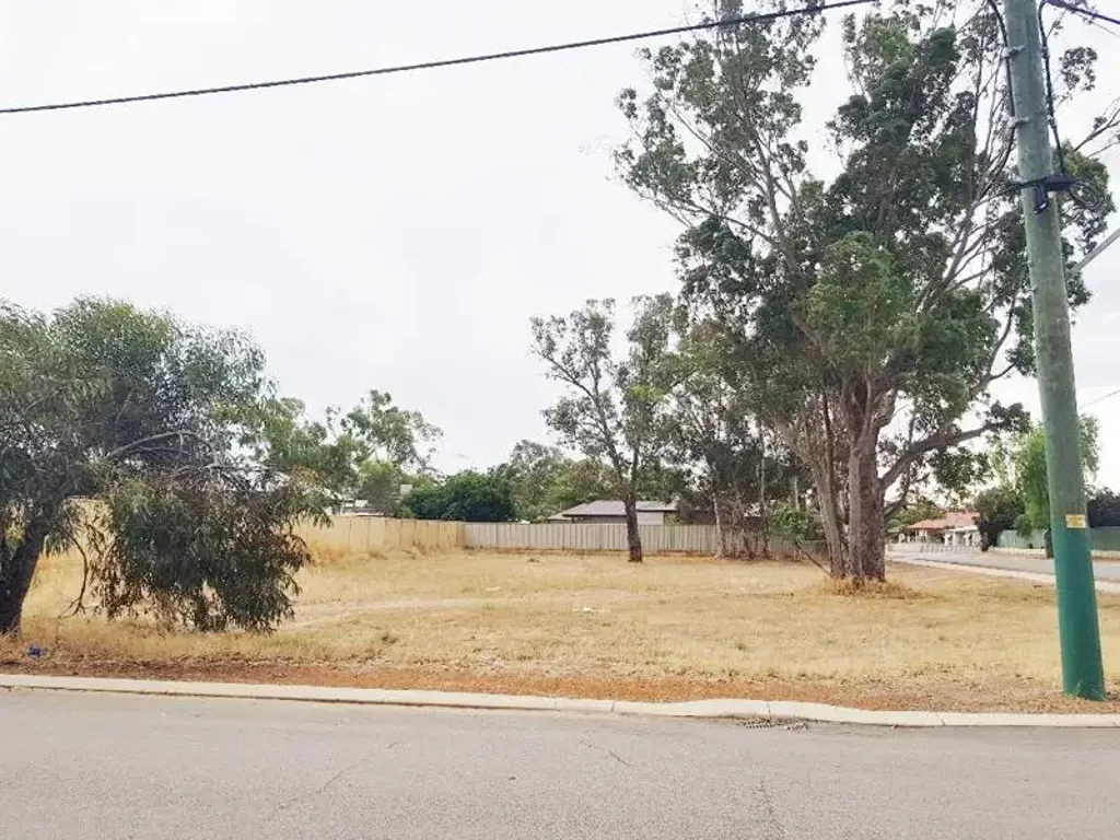 LOT 271/2 McKEEVER Street, Moora, WA 6510