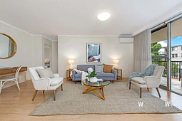 2/3a Bortfield Drive, Chiswick